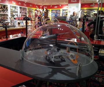 Rinascente 2012 Â· SPINMASTER